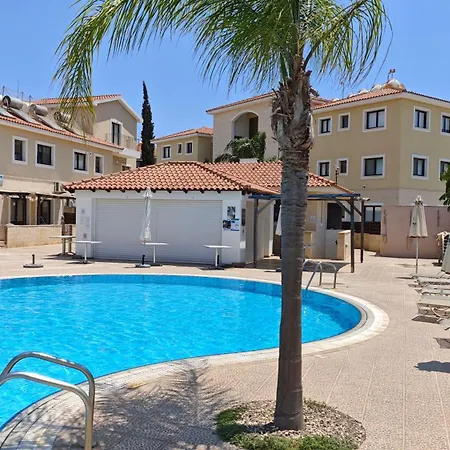 Catrina Gem Apartment Paralimni