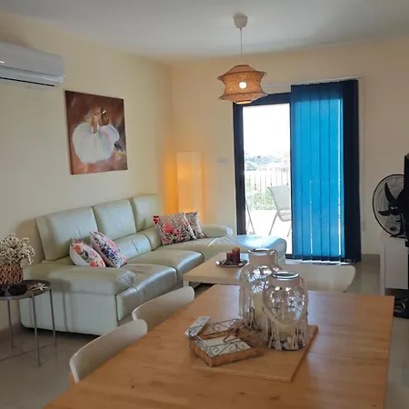 Catrina Gem Apartment Paralimni