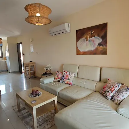 Catrina Gem Apartment Paralimni
